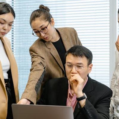 束鹏存